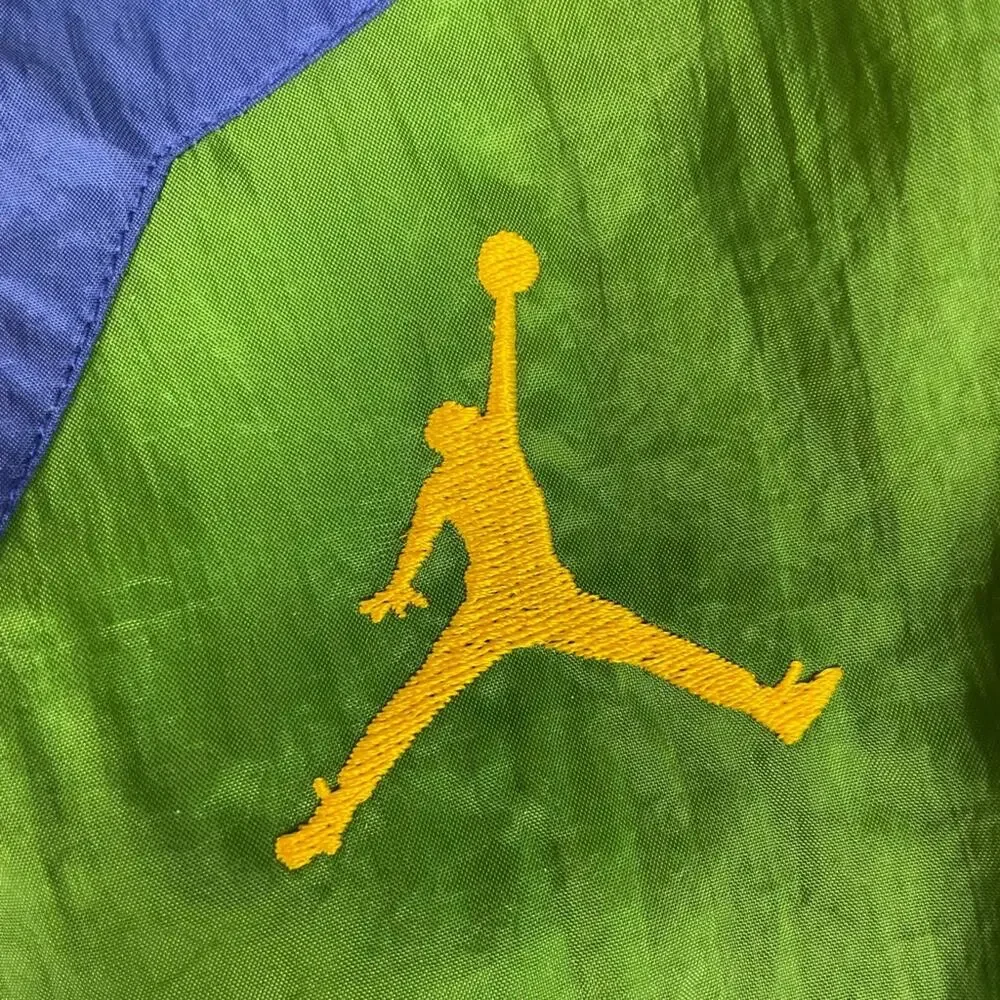Vintage 90s Nike Air Jordan Multicolor Windbreaker Jacket youth XL/ men’s Small